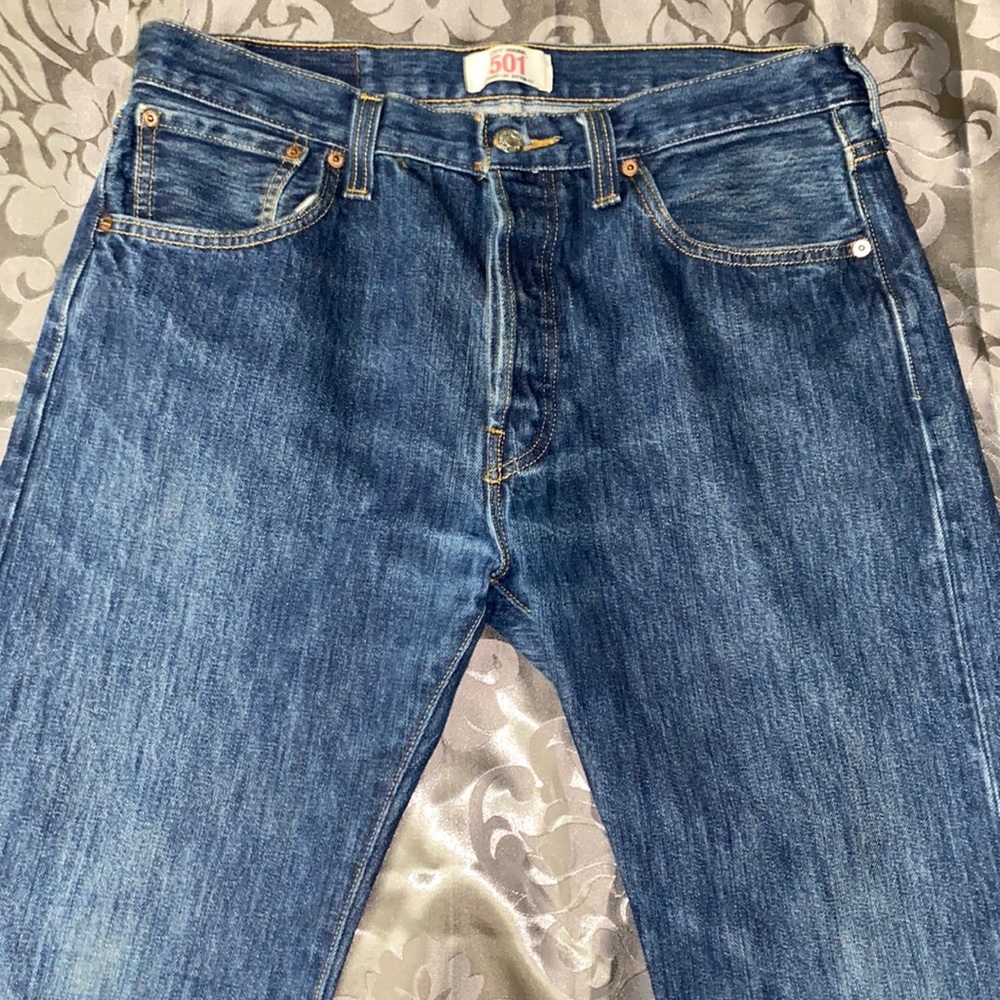 Levis mom jeans